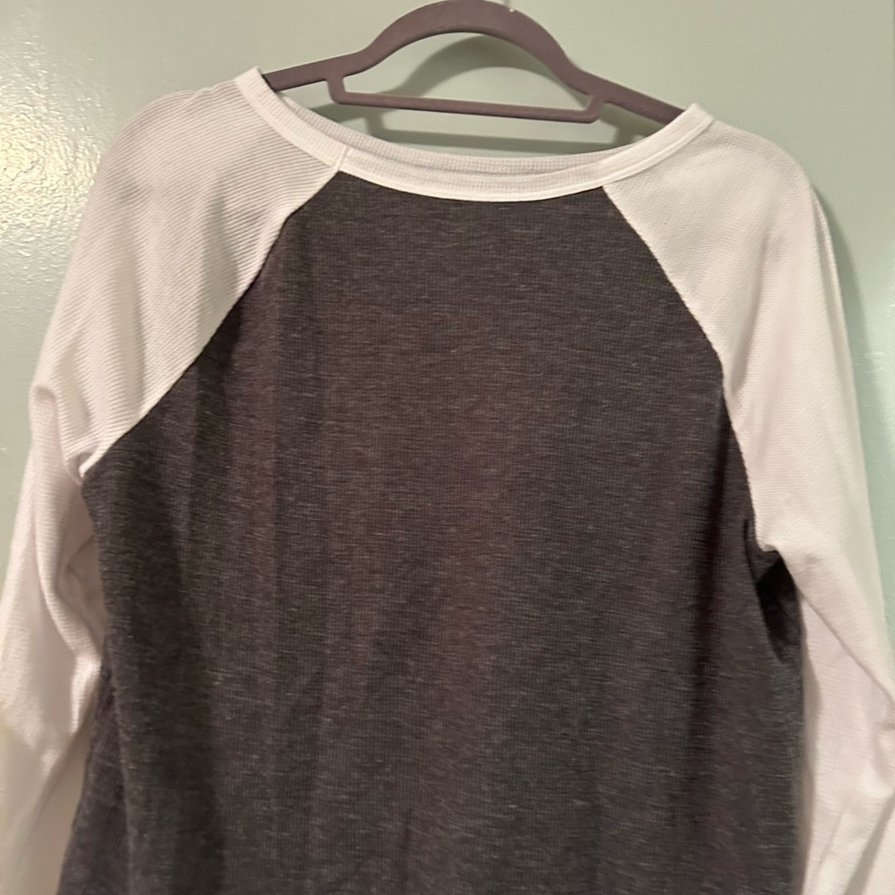 SO baseball style top Teen sized